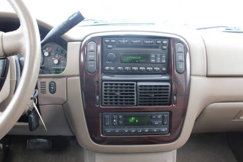 2005 Ford Explorer Limited