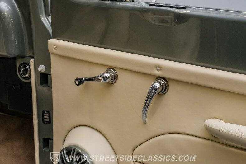 1951 Ford F-100