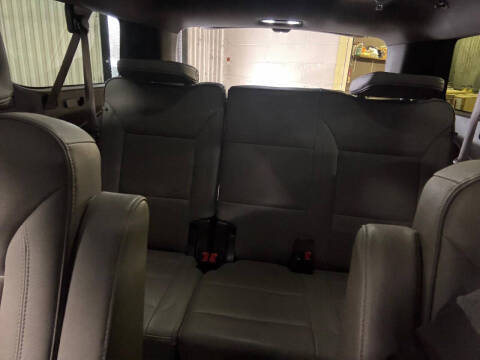 2022 GMC Yukon XL SLT