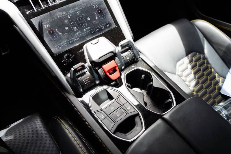 2019 Lamborghini Urus
