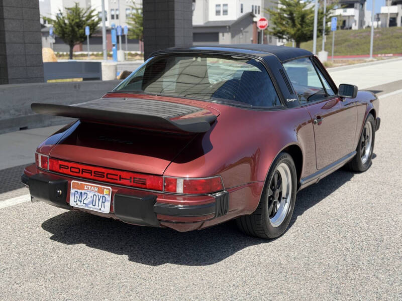1985 Porsche 911 Carrera