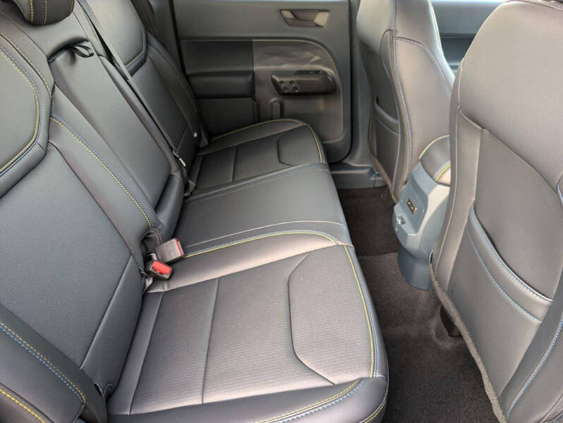 2025 Ford Maverick Lobo