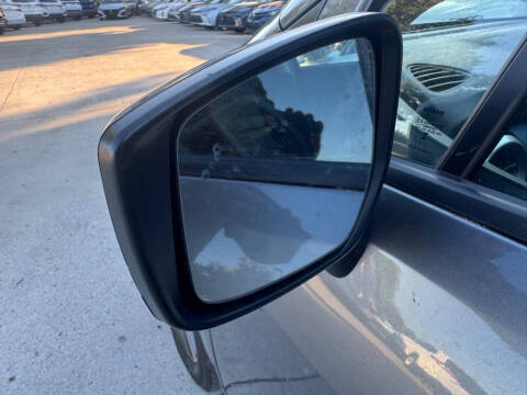 2024 Nissan Versa SV