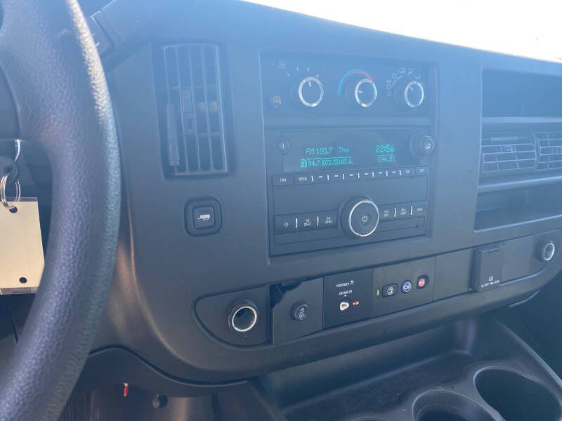 2022 Chevrolet Express 3500