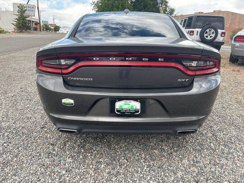 2016 Dodge Charger SXT