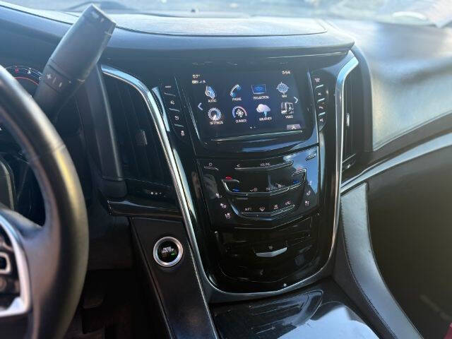 2017 Cadillac Escalade Platinum