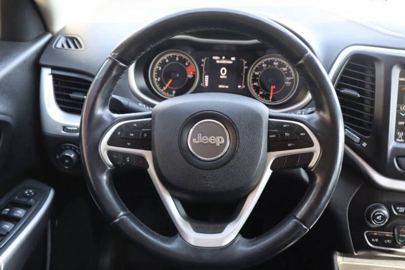 2018 Jeep Cherokee Latitude Plus