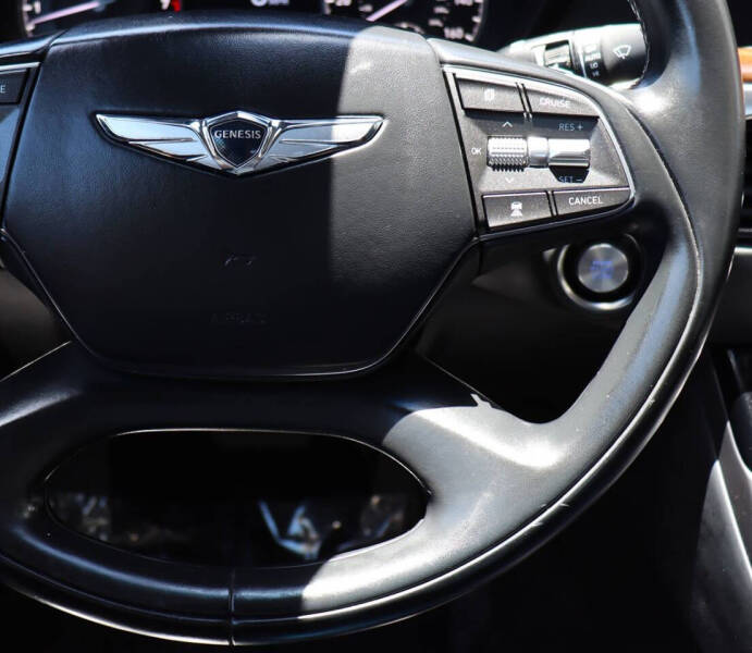 2019 Genesis G90