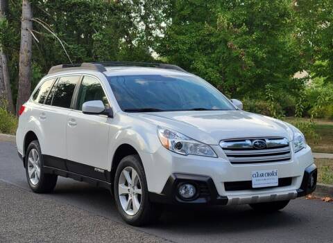 2011 Subaru Outback for sale at CLEAR CHOICE AUTOMOTIVE in Milwaukie OR