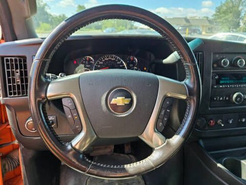 2017 Chevrolet Express 2500