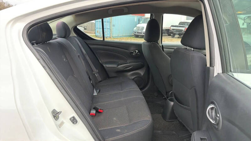 2017 Nissan Versa 1.6 S