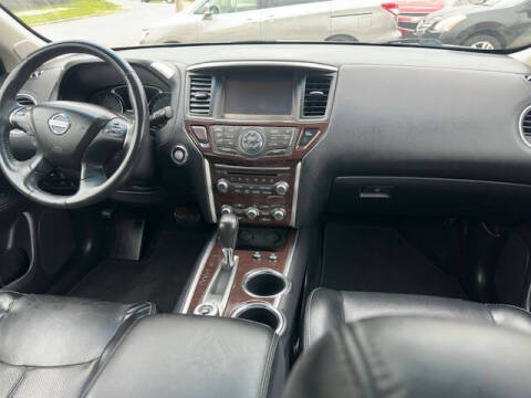 2015 Nissan Pathfinder Platinum