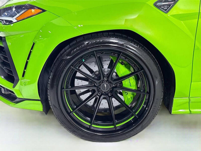 2022 Lamborghini Urus