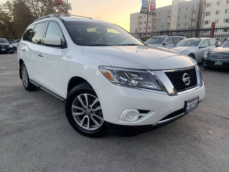 2014 Nissan Pathfinder SV