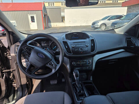 2017 Ford Escape S