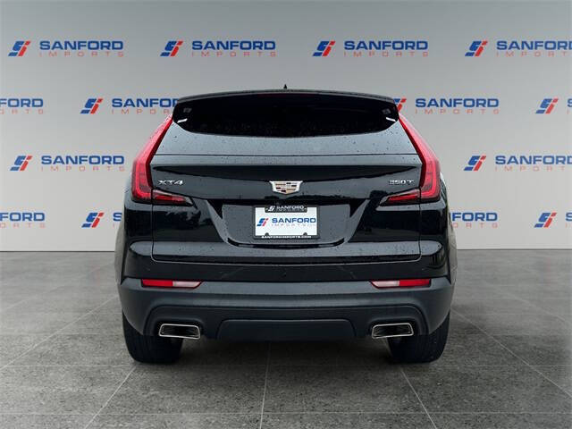 2022 Cadillac XT4 Luxury