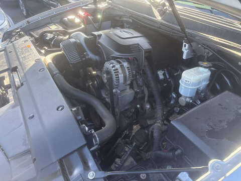 2013 Chevrolet Suburban LS