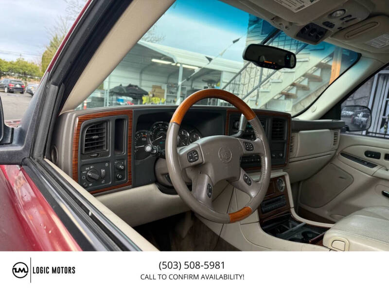 2003 Cadillac Escalade