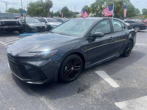 2025 Toyota Camry SE