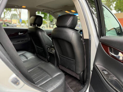 2010 Infiniti EX35 Journey