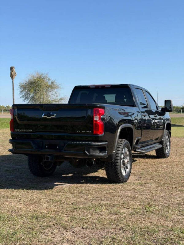 2022 Chevrolet Silverado 2500HD Custom