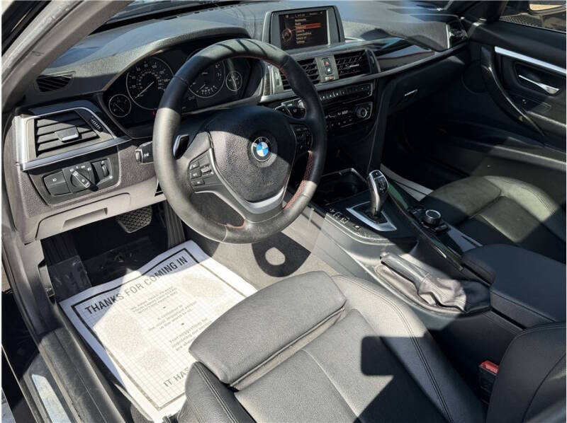 2017 BMW 3 Series 330i
