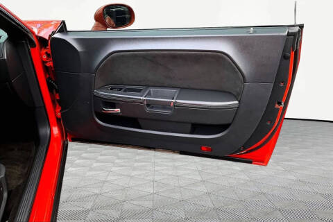 2009 Dodge Challenger SRT8
