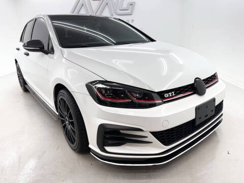 2019 Volkswagen Golf GTI SE