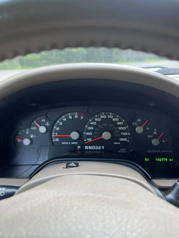 2005 Ford Explorer Eddie Bauer