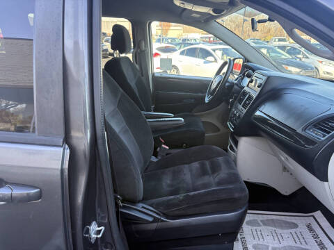 2016 Dodge Grand Caravan SXT Plus