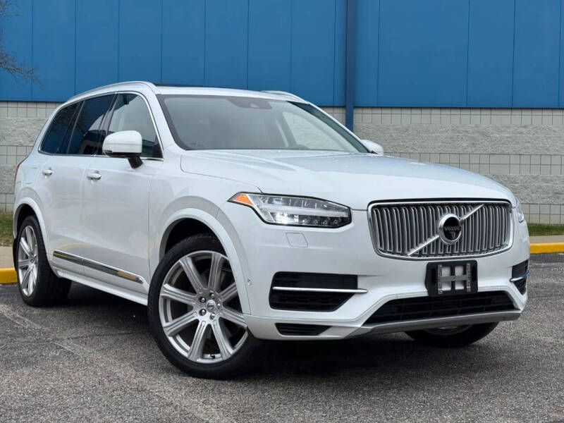 2017 Volvo XC90 T8 eAWD Inscription