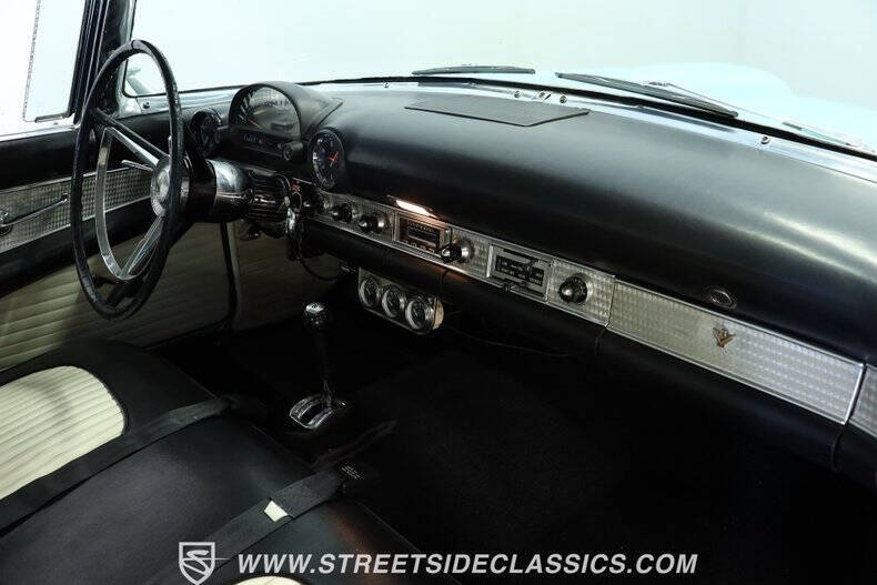 1956 Ford Thunderbird