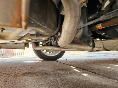 2005 Ford Thunderbird Deluxe