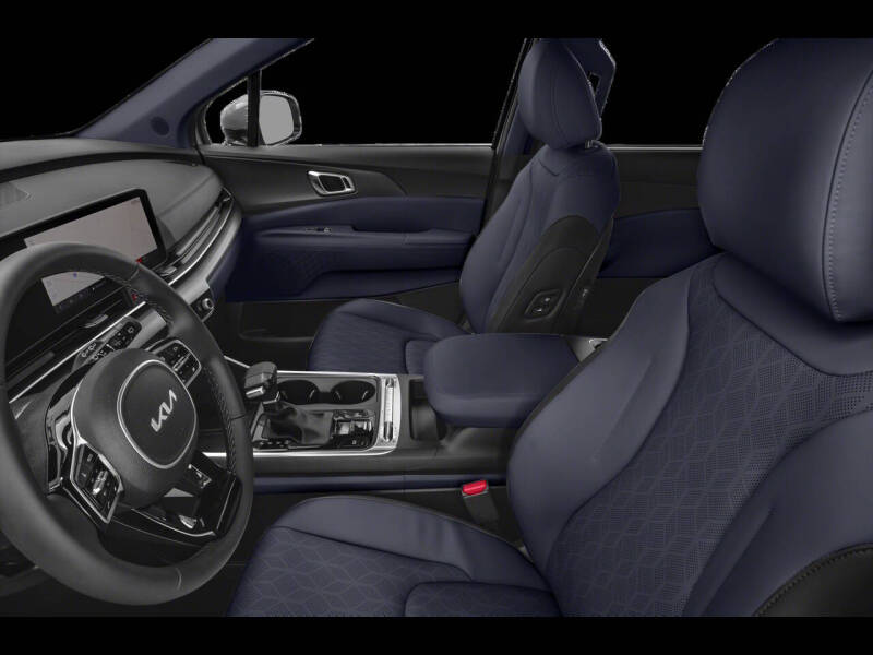 2025 Kia Carnival SX
