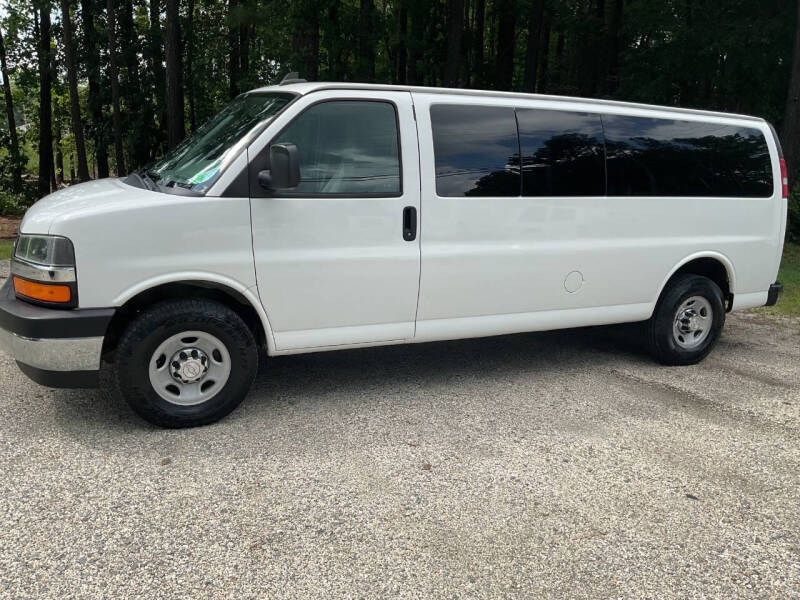 2017 Chevrolet Express LT 3500