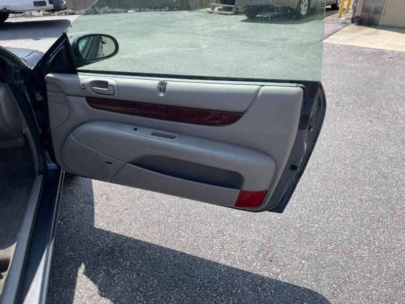 2002 Chrysler Sebring LXi