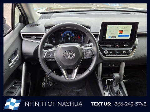 2025 Toyota Corolla Cross XLE