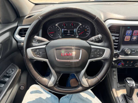 2017 GMC Acadia SLT-1