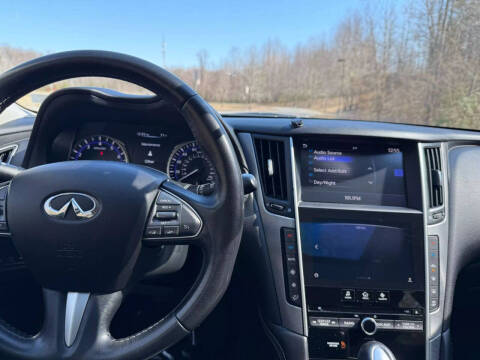 2016 Infiniti Q50 2.0T Premium