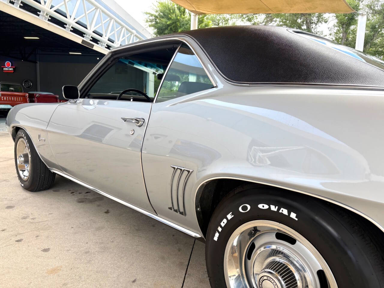 1969 Chevrolet Camaro 14