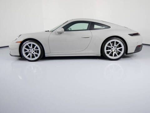 2025 Porsche 911 Carrera
