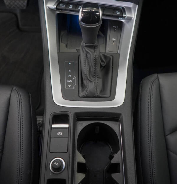 2024 Audi Q3 quattro S line Prem Plus 45 TFSI