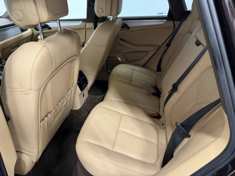 2017 Porsche Macan GTS