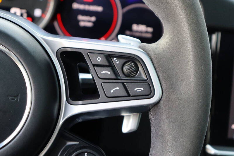2021 Porsche Cayenne GTS Coupe