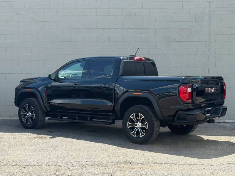 2024 GMC Canyon AT4
