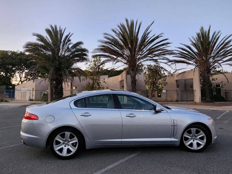 2010 Jaguar XF