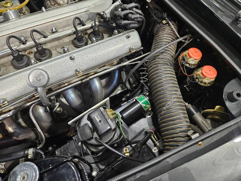 1966 Aston Martin DB6