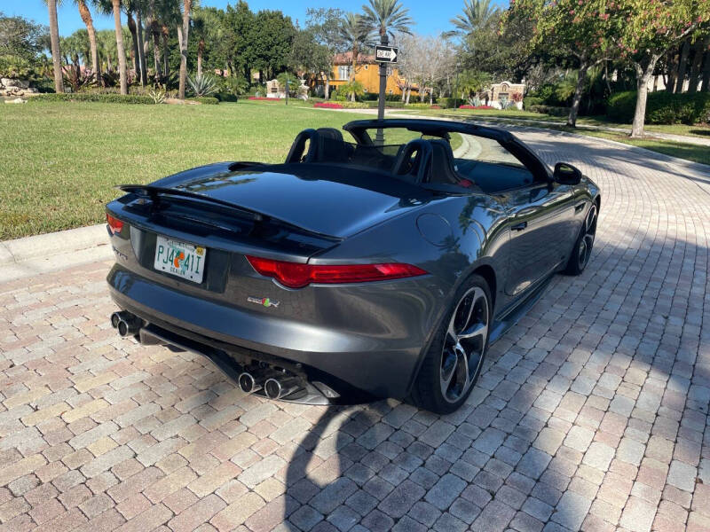 2016 Jaguar F-TYPE R