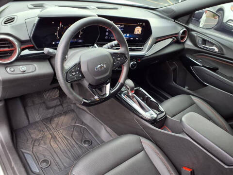 2025 Chevrolet Trax RS