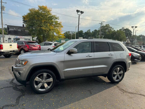 2014 Jeep Grand Cherokee for sale at Aurora Auto Center Inc in Aurora IL
